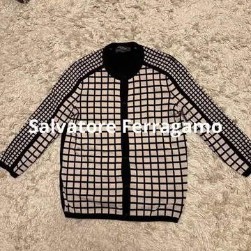 Salvatore Ferragamo 체크 무늬 가디건 sizeM