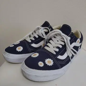 Vans 네이비 꽃무늬 스니커즈 23.5cm