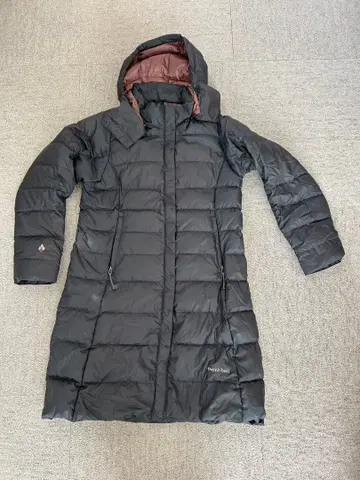 블랙 후드 부착 롱 다운 자켓