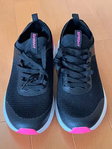 새상품 스니커즈 러닝 23.5