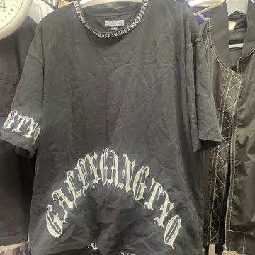 GALFY 갈피 T셔츠