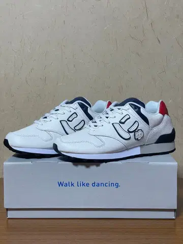 뉴 스니커즈 SANGACIO 산가초 26.0 트리콜로르