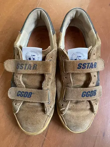 골든구스 x 봉쁘앙 가죽 스니커즈 36