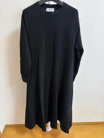 SLOBE 블랙 롱 니트 원피스