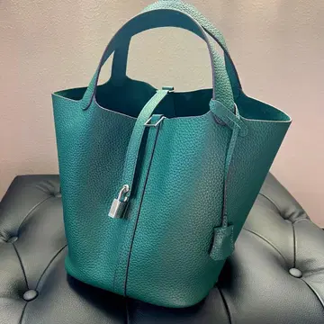 소가죽 천연 가죽 버킷형 백 큐브백 렌느 모스그린