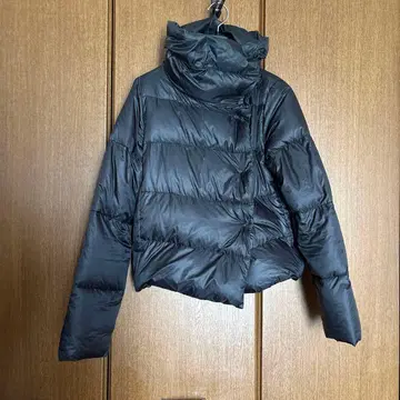 theory 블랙 다운 자켓 사이즈 4