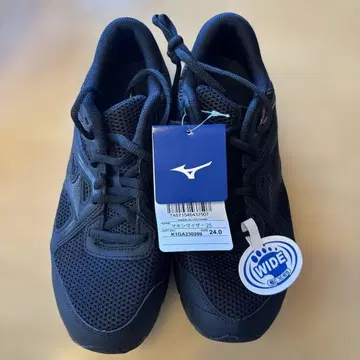미즈노 블랙 스니커즈 24.0cm 와이드