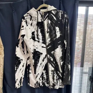 아트풍 디자인 후드티