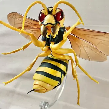 황금 말벌 피규어