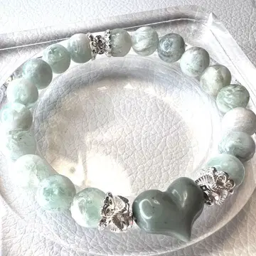 페더 플로라이트 그린 마노 하트 팔찌