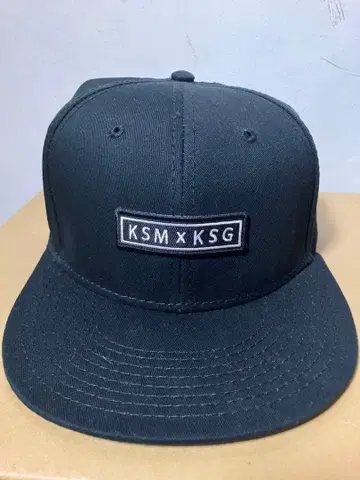 KSM x KSG 블랙 캡