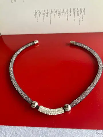 프랑스제 paris 부티크의 실버 메탈 비즈 목걸이 미사용 새상품