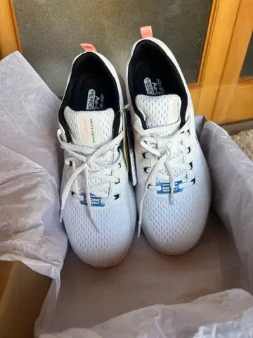 SKECHERS VAPOR FOAM 화이트/핑크