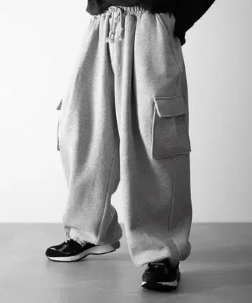 RUUBON 속기모 맨투맨 카고 팬츠
