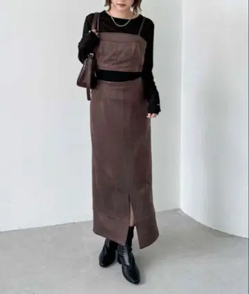 브라운 스웨이드 스커트