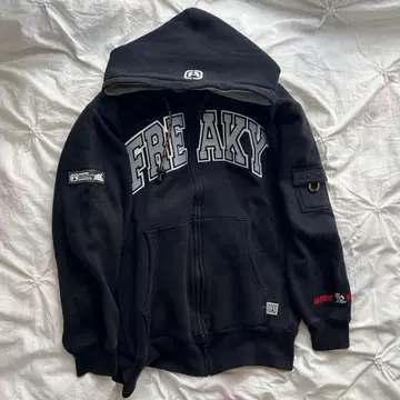Freaky 지퍼 후드티