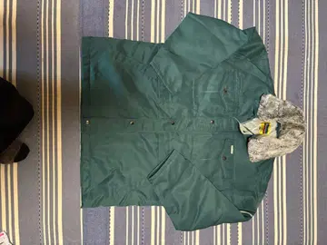 새상품급 방한복 작업옷 그린 컬러 퍼 달린 점퍼 포켓