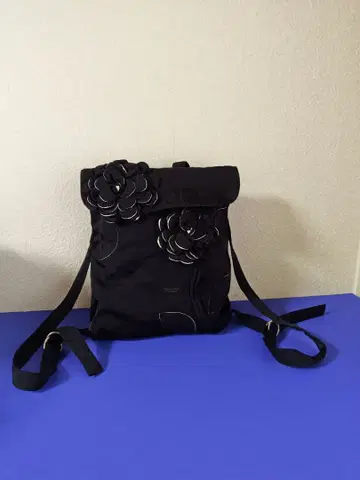 포테치노 패브릭 소재 럭색