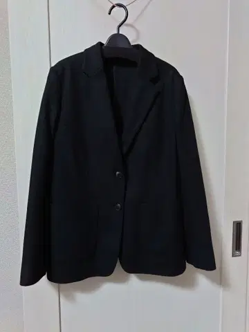 유니클로 C 테일러드 자켓 2 포켓 블랙