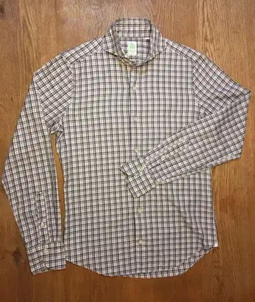 피나모레 긴팔 셔츠