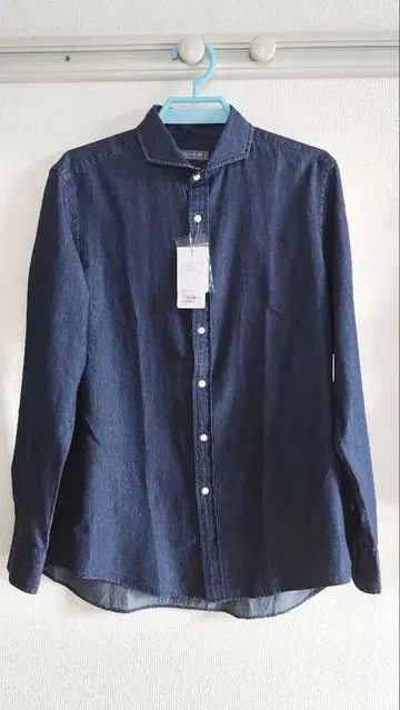 유나이티드 애로우즈 컷어웨이 칼라 데님 셔츠