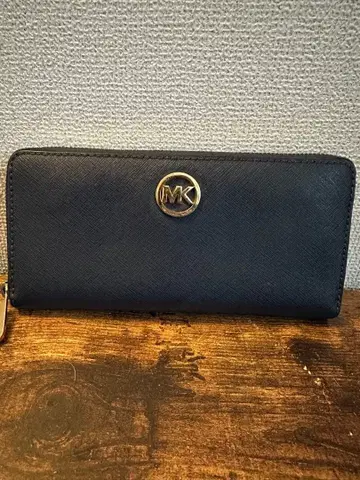 Michael Kors 네이비 장지갑