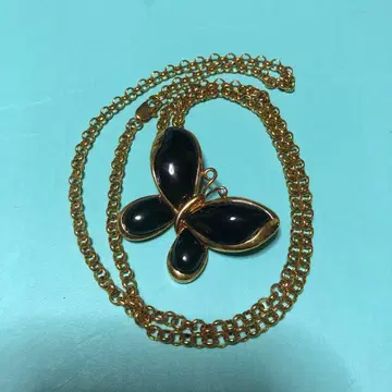 나비 오닉스 롱 목걸이 미사용