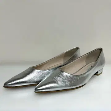 DIANA 다이애나 플랫슈즈 24cm