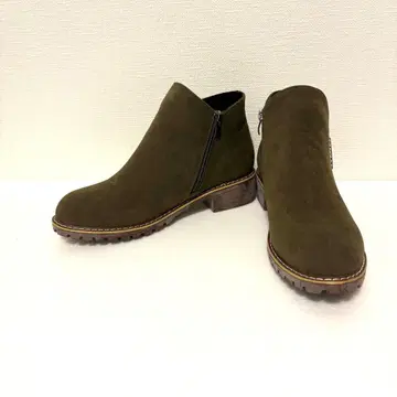 올리브 카키 스웨이드 지퍼 앵클부츠