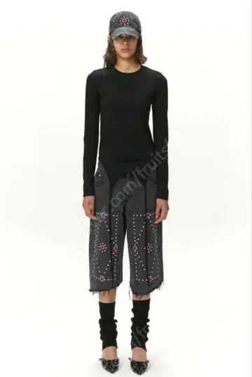 MORE THAN PARADISE TWO WAY LAYER TOP