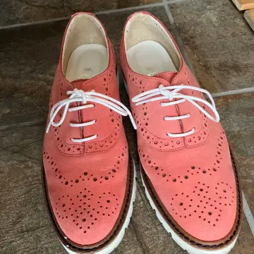 다이애나 핑크 브로그 레이스업 슈즈