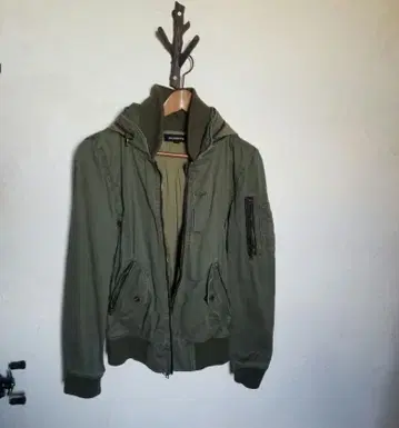 JACKROSE 카키색 후드 부착 올리브 자켓