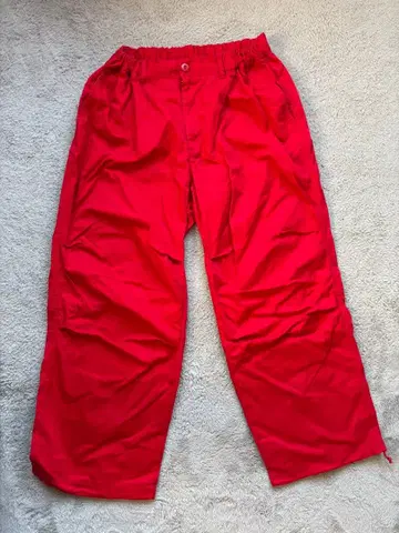 빨간색 워크 팬츠