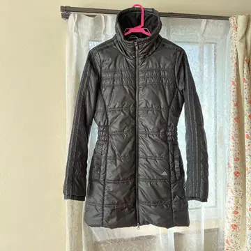 adidas 블랙 다운 자켓 가격 인하했습니다!