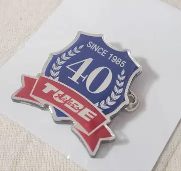TUBE 40주년 기념 디자인 배지
