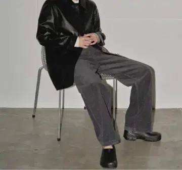 그레이 코듀로이 스트레이트 데님