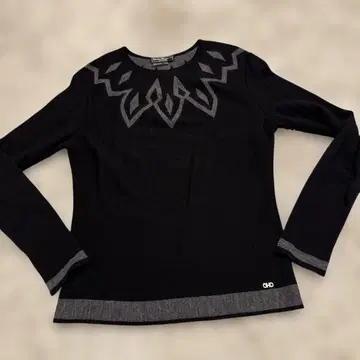 살바토레 페라가모 니트 sizeXL