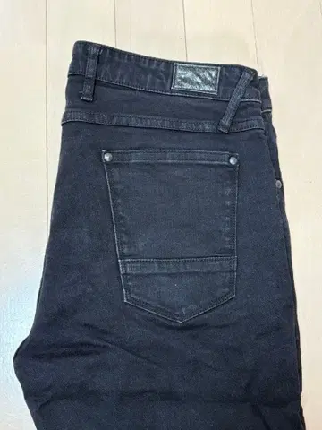 커스텀컬처 스키니진 블랙 사이즈 2