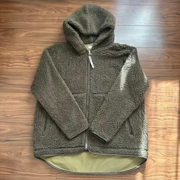 CALUX 후드 부착 보아 자켓 올리브 그린