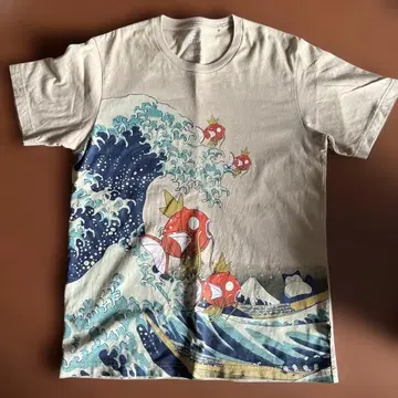 포켓몬 코이킹 T셔츠 M 사이즈, UNIQLO