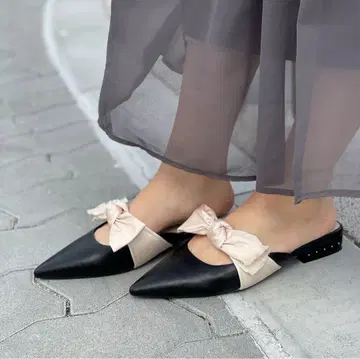 RANDA 새틴 리본 뮬 펌프스
