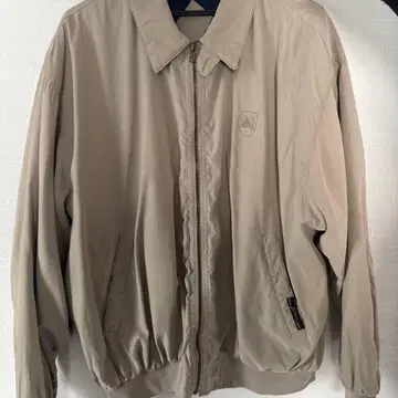 베이지 나일론 자켓