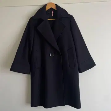 ZARA woman의 울 피코트