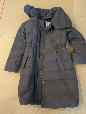 그레이 후드 부착 다운 자켓