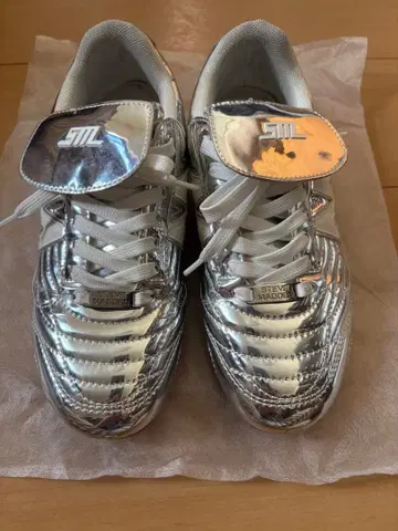 Steve Madden Freekick 메탈릭 스니커즈 8.5