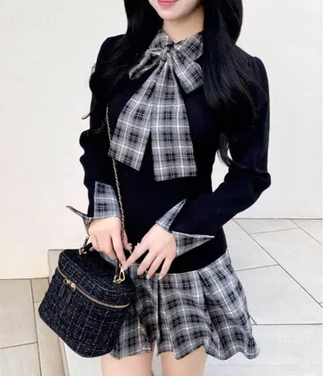 INGNI 체크 무늬 보타이 셔츠 도킹 니트 원피스