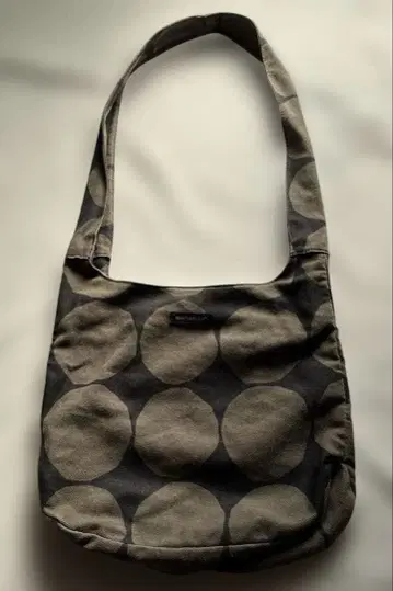 marimekko 도트 무늬 숄더백