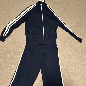 COS 저지 상하의 네이비 컬러