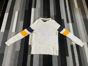 타미힐피거 스웨터