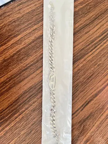 실버 체인 팔찌 오벌 로고 포함